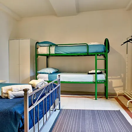 Apartment Tranquillo Bilocale In Centro Lucca
